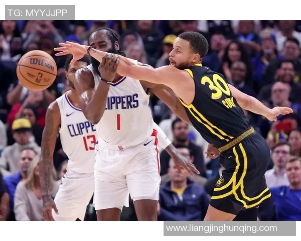 全球顶级球星激战四方燃爆赛场精彩时刻回顾